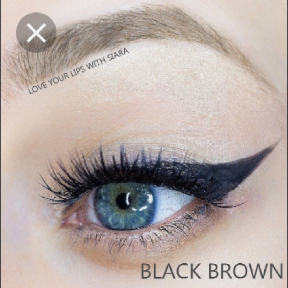 NWT eyeliner